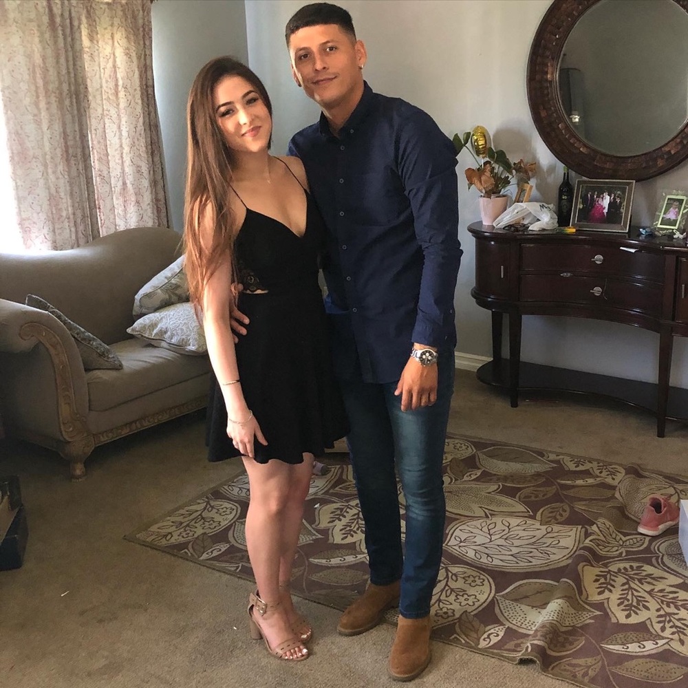 Meet your Posher, Gabby and Carlos